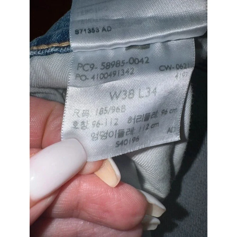 Signature By Levi Strauss S61 Relaxed Jeans Men’s 38x34 Blue Straight Distressed